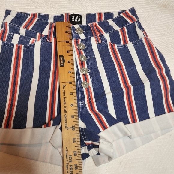 Urban Outfitters BDG mom red white blue striped denim shorts button fly sz 27 - Picture 11 of 12